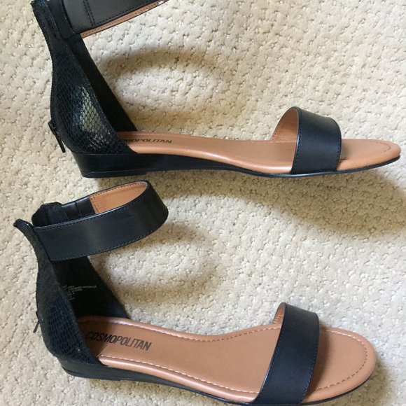 Cosmopolitan Black Faux Snakeskin Ankle Strap Wedge Sandals Size 8 - Picture 3 of 6